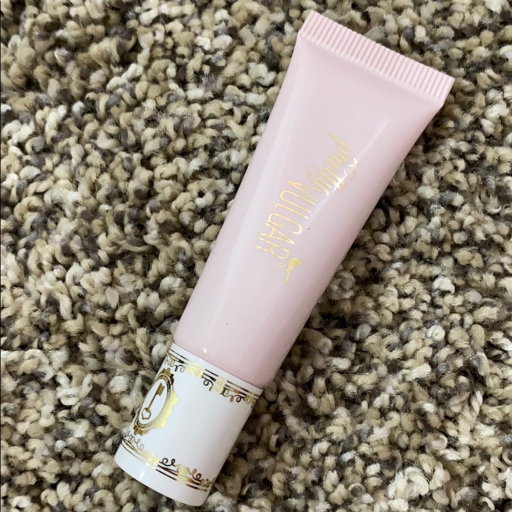 Pretty vulgar eyeshadow primer